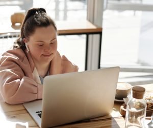 pexels-cliff-booth-4058218